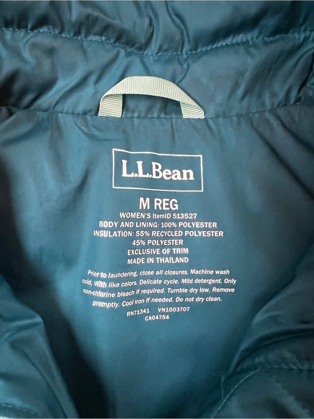 L.L. Bean Women's Mountain Classic Puffer Vest, Teal Colorblock, Size M - Picture 2 of 5